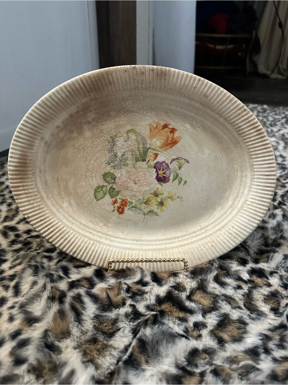 Salem China Company “Rust Tulip” (Victory Shape) 11.5 platter. Circa 1944-1950